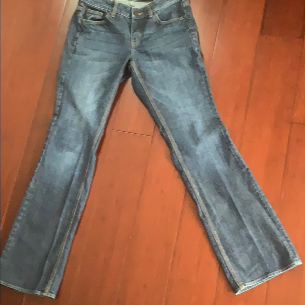 Low Rise Bootcut Curvy Jeans